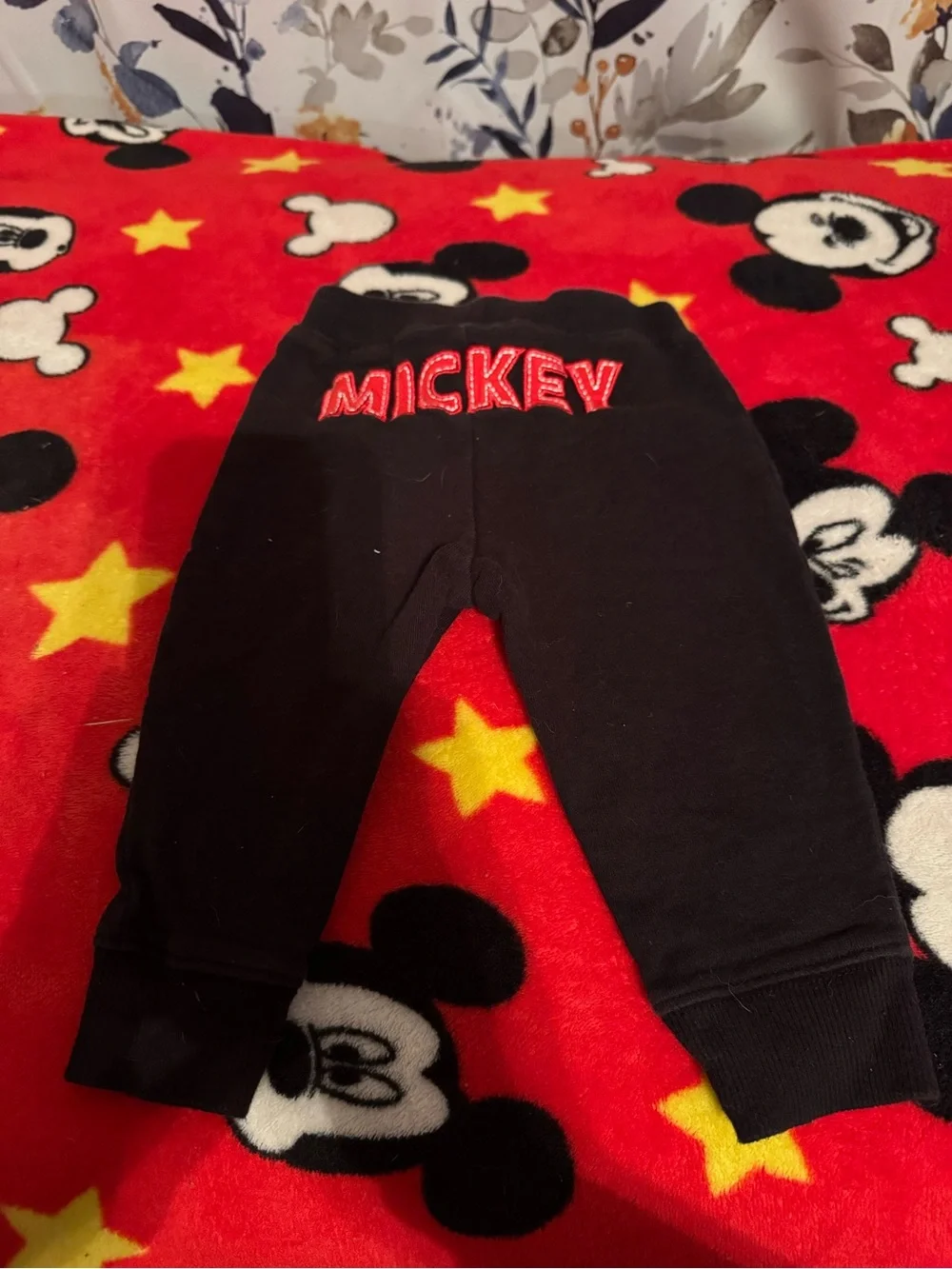 Disney Black Kids Sweatpants with Red Mickey Knee Appliqués 3 6 Months C5